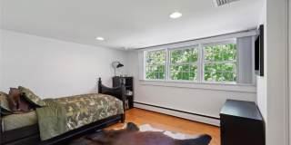1800 Westphalia Road Gallery 21