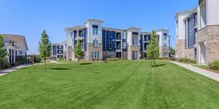 Windsor at Manhattan Gallery 92