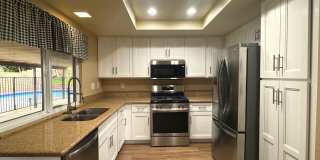 Beautiful 4 Bedroom 2 Bathroom Singe Story House!! Gallery 7