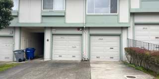 Updated 3 Bedroom Condo in South San Francisco Gallery 1