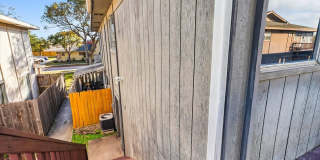 6118 Hidden Cove - 2/bedroom 1/bathroom - $1050/month Gallery 4