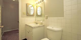 Northridge Village Gallery 8