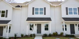 3/2.5 Luxury Townhome Now Available! Gallery 1