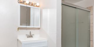 Summit St 1689 MLR Gallery 23