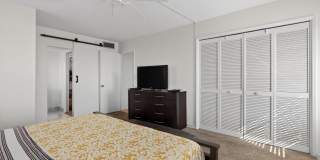 3960 Oaks Clubhouse Drive Gallery 10