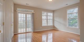 42451 MAGELLAN Square Gallery 36