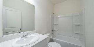 1872 Everglades Drive Gallery 16