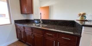 Beautiful 1 Bedroom Unit in Orange Gallery 4