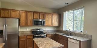 Beautiful 3 Bed + Bonus Room, 2.5 Bath Home! Gallery 38