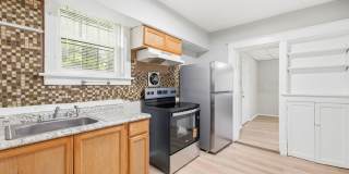 FOR RENT – 1965 Arlington Ave Gallery 15