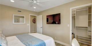 1591 Pegasus Gallery 41