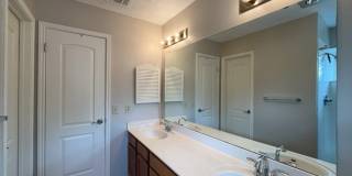 13915 Laurel Hollow Dr Gallery 23