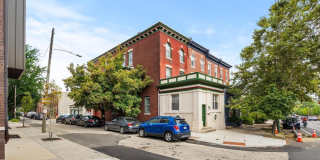 4617 WOODLAND Avenue unit: 1 Gallery 1