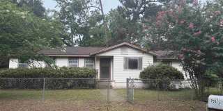 703 Westway Road Gallery 1