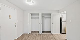Beacon Pointe Apartments & Townhomes Gallery 4