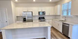 Beautiful 3BR/2.5BA Townhouse; Easy Access to I485 and Uptown Beautiful 3BR/2.5BA Townhouse; Easy Access to I485 and Uptown Gallery 24