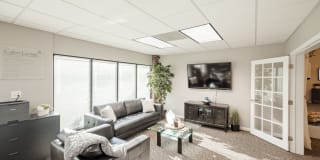 The Pointe Gallery 26