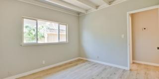 Lovely 3 Bedroom 2 Bath Home In Prime Santa Clara - This is a must see & Available Now! Gallery 29