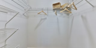 Crestmont at Thornblade Apartments Gallery 8