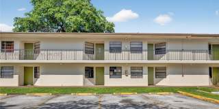 4198 Lakeside Dr Gallery 1
