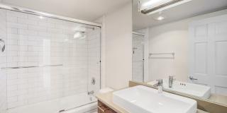Tower 801 Apartments Gallery 25