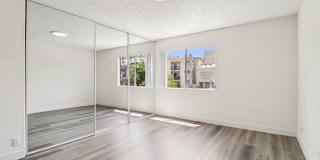 339 S. Ardmore Gallery 19