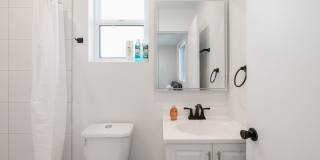 MH 1186 W 37th Pl Gallery 10