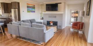 3Bd/2.5Ba Seattle Home Gallery 7