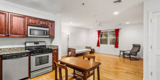 135 38th Street Gallery 4