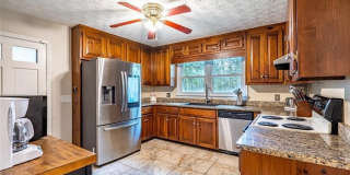 465-A Dobbs Road Gallery 11