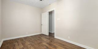 73 Hayden Avenue Gallery 19