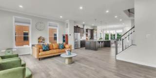 23575 HOPEWELL MANOR Terrace Gallery 10