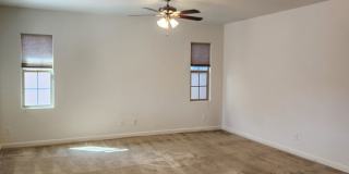 3bd 2 ba Home in Balboa Way Chandler Gallery 6