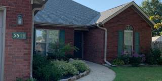 3bed/2bath Home with Fenced Backyard in Valley View Schools!!!!!! Gallery 1