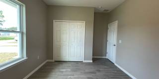 Nearly New Luxury 3-Bedroom Home with Designer Upgrades in Poinciana! Gallery 14