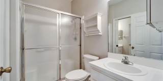 1032 RADISON Avenue Gallery 22