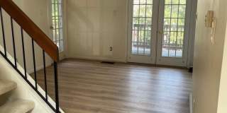 20 LANTERN Lane Gallery 4