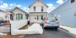 148 Main Street Gallery 1