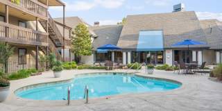 Sheridan Springs Apartments Gallery 30