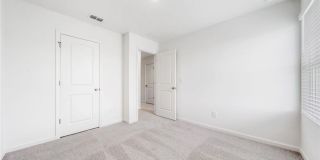 602 Jervis Way Gallery 27