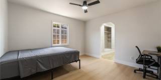 28 Hansen Street Gallery 10