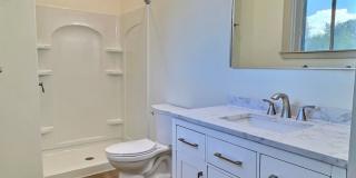 **August 2028** HUGE 8 Bed 6 Bath !! Fully Remodeled!! Gallery 34