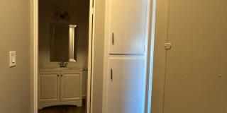 Tarzana Five Apartments Gallery 71