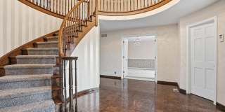 206 Scarborough Court Gallery 1
