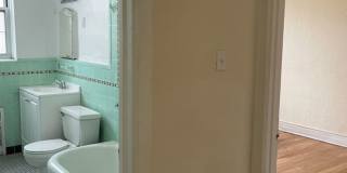 New King Edward Gallery 502