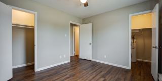 Mill Creek: 1 & 2 Bedroom Apartments with Pool & Clubhouse Gallery 11