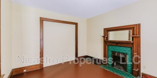 182 E Lane Avenue Gallery 10