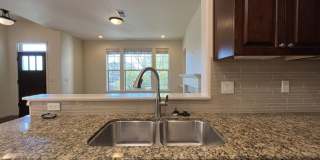 3BD/3BA Bethany Home with Vaulted Ceilings, Stainless Appliances & Gas Fireplace Gallery 11