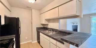 512 Thorncliff DR Gallery 8