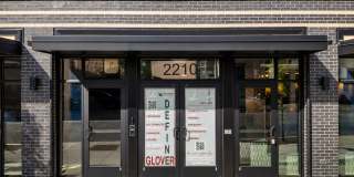 Define Glover Define Glover Gallery 33